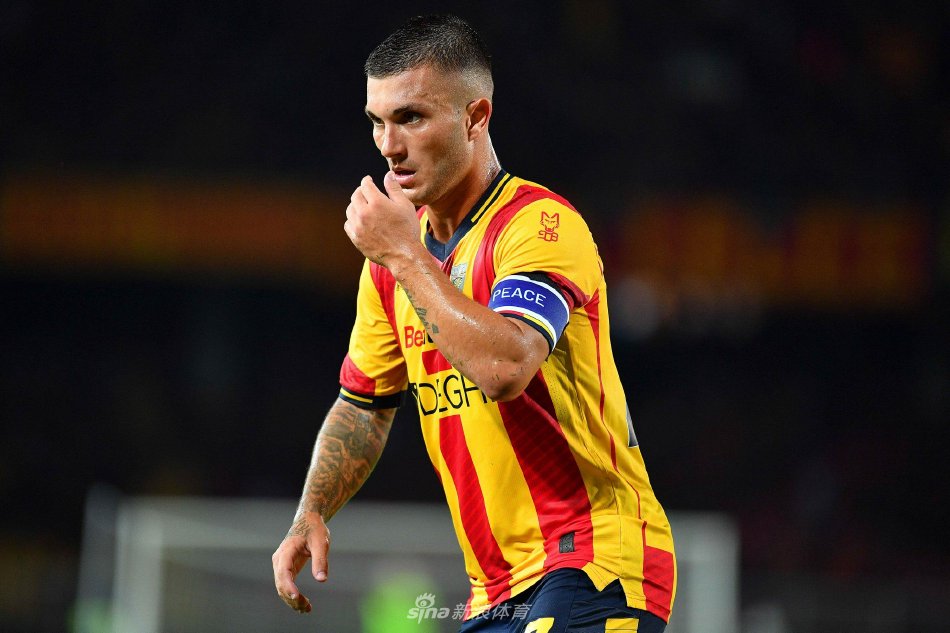 经过精心策 经过精心策